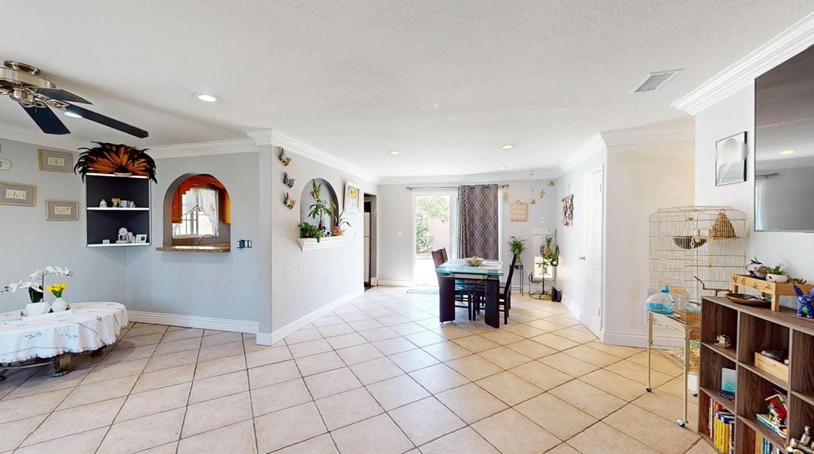 456 N Linden Pl, Anaheim, CA 92801