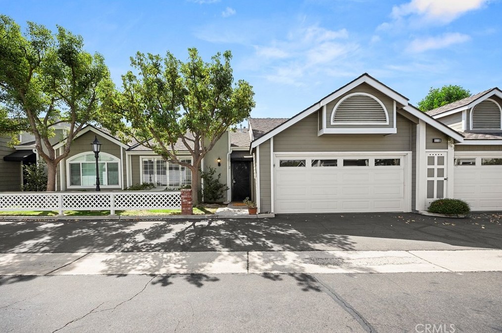 1118 E Almond Ave #2, Orange, CA 92866