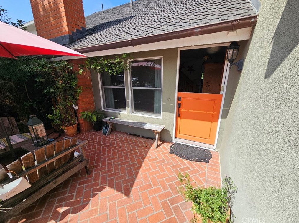 9471 Alii Cir, Huntington Beach, CA 92646