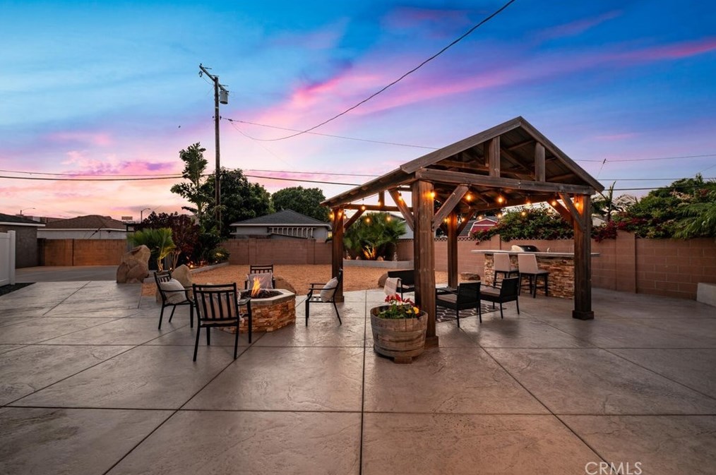 4959 Adenmoor Ave, Lakewood, CA 90713-1801
