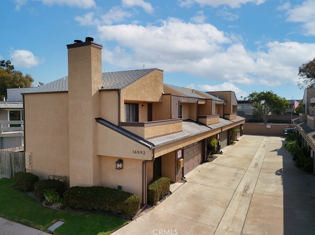 16592 Jib Cir, Huntington Beach, CA 92649