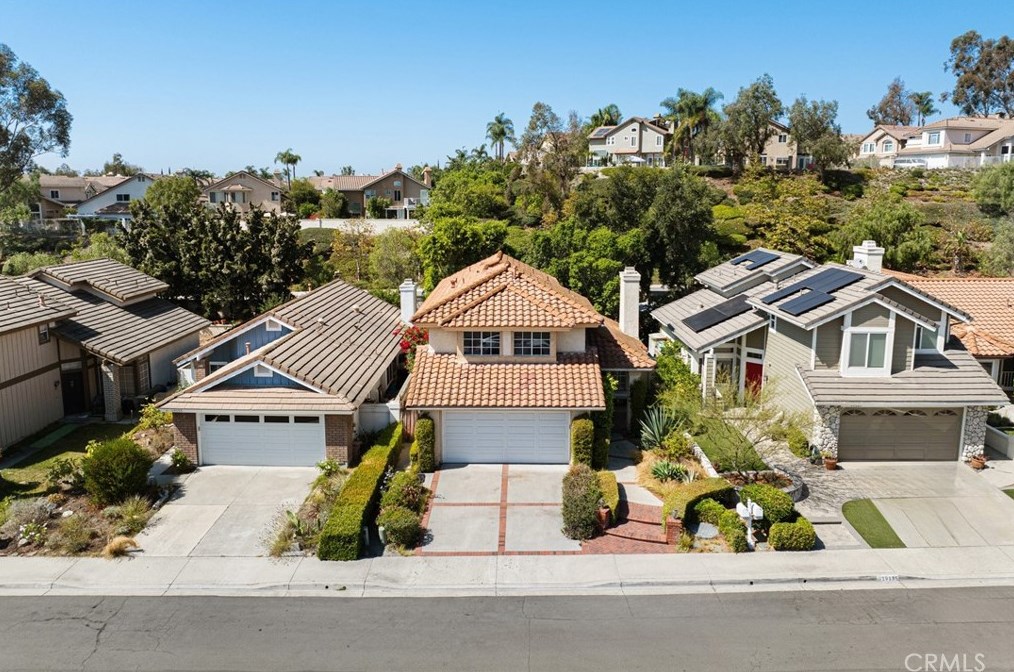19145 Echo Pass Rd, Trabuco Canyon, CA 92679