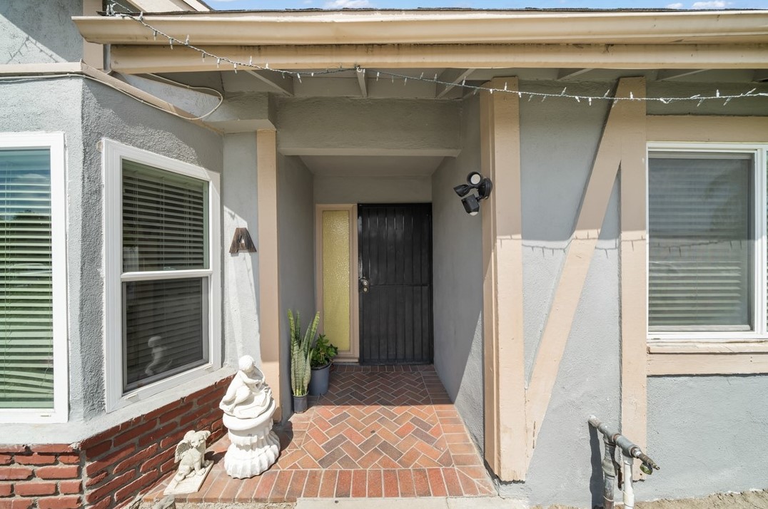 2553 E Park Ln, Anaheim, CA 92806