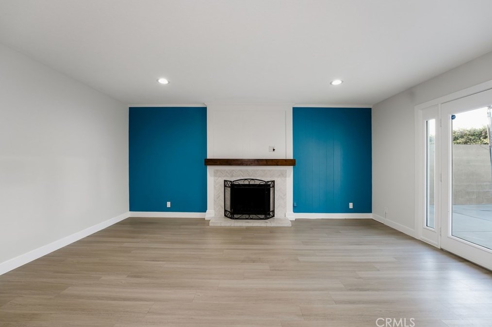 1425 Avalon Ave, Santa Ana CA 92705-7902 exterior