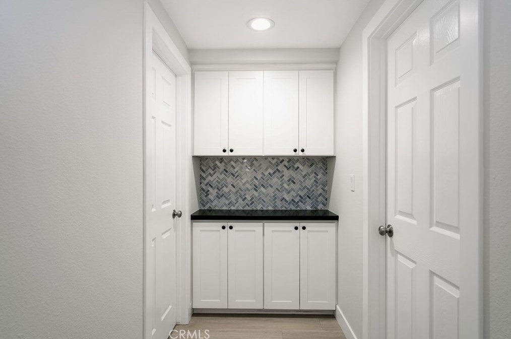 1425 Avalon Ave, Santa Ana CA 92705-7902 exterior