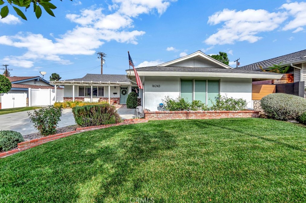 16243 Summershade Dr, La Mirada, CA 90638