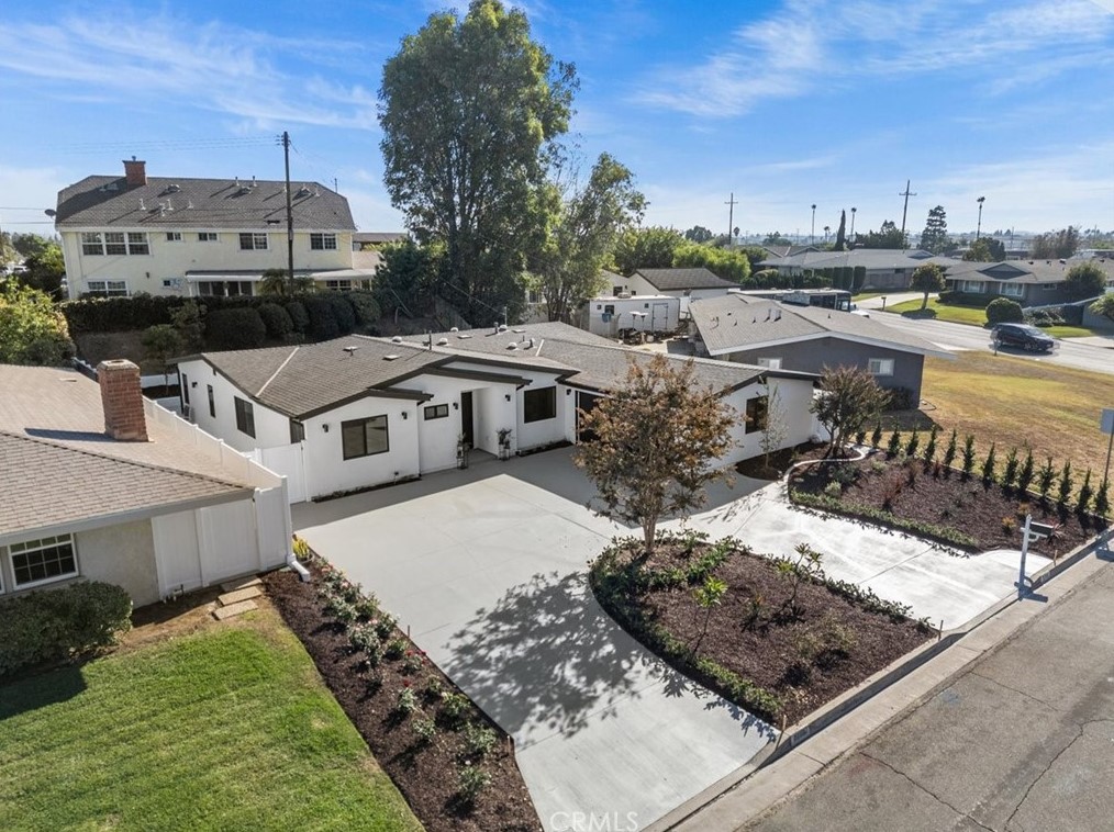 8266 Country Club Dr, Buena Park, CA 90621