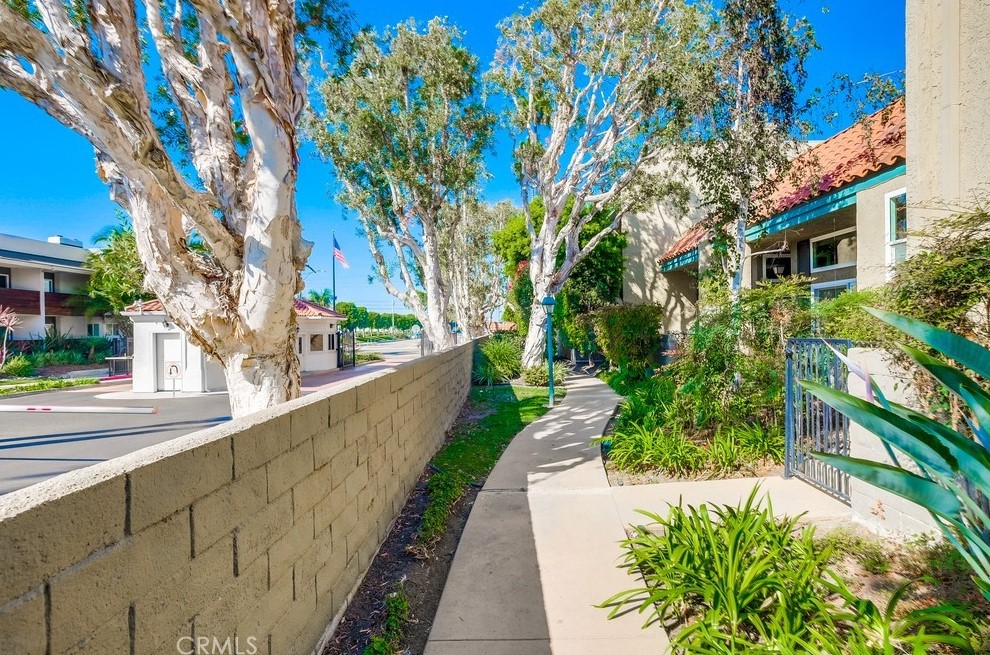 1134 Palo Verde Ave, Long Beach, CA 90815