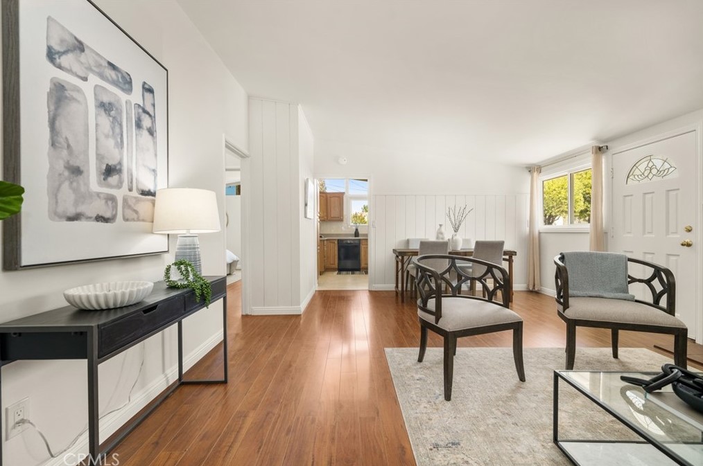 9581 Decker Ave, Anaheim CA  92804-6324 exterior