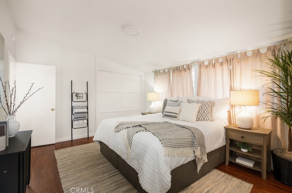 9581 Decker Ave, Anaheim CA  92804-6324 exterior