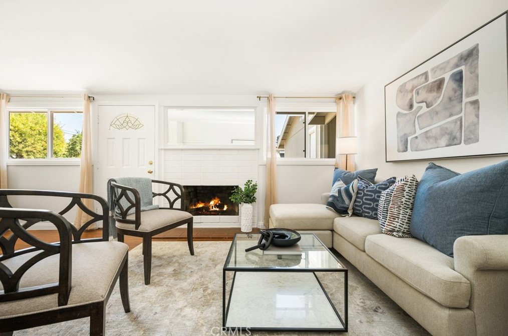 9581 Decker Ave, Anaheim CA  92804-6324 exterior