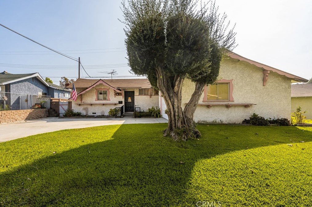 11616 Goldendale Dr, La Mirada, CA 90638-1011