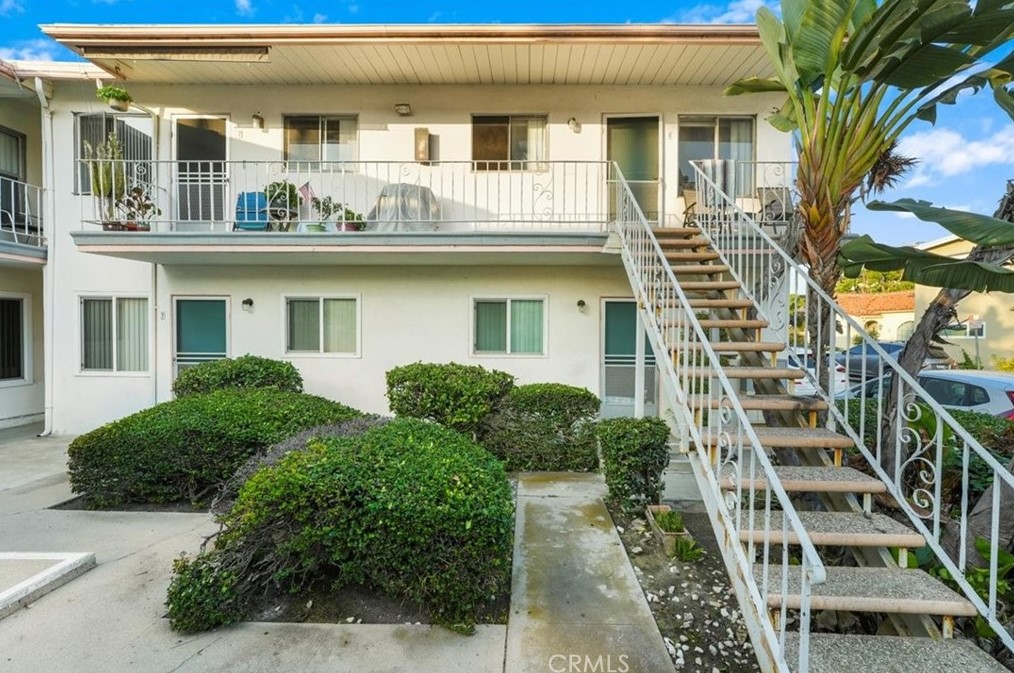25 Bennett Ave, Long Beach, CA 90803-7628