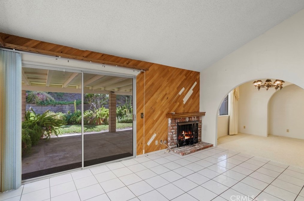 7408 Calle Durango, Anaheim CA  92808-1025 exterior