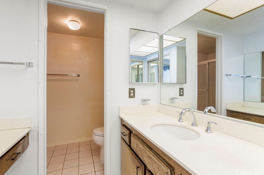 7408 Calle Durango, Anaheim CA  92808-1025 exterior