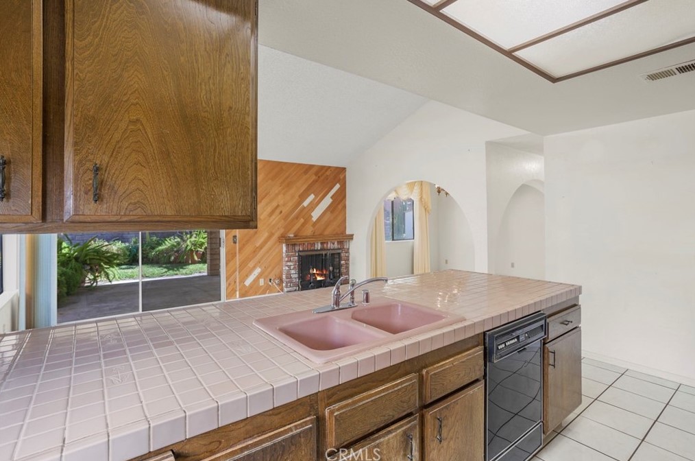 7408 Calle Durango, Anaheim CA  92808-1025 exterior