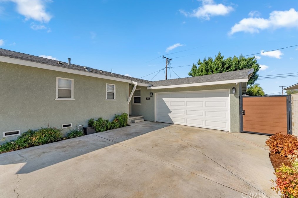 10931 Groveland Ave, Whittier, CA 90603-2830