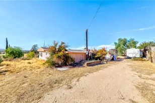 11507 Savage Ln, Apple Valley, CA 92308 - Photo 8