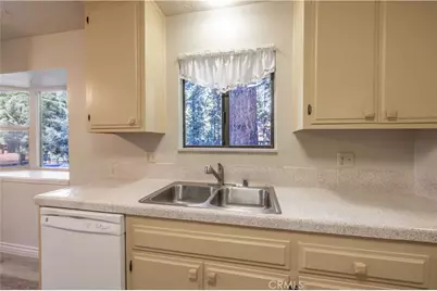 2028 Manzanita Lane, Big Bear City, CA 92314 - Photo 10