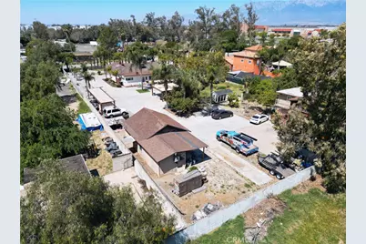 10881 Oleander Avenue, Fontana, CA 92337 - Photo 8