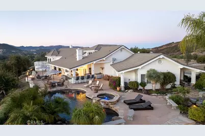 40075 Avenida La Cresta, Murrieta, CA 92562 - Photo 36