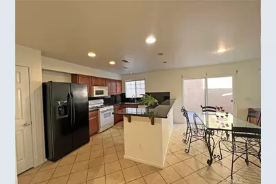 38210 Rioja Court, Palmdale, CA 93550 - Photo 10