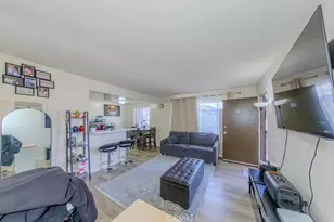 902 S Fann St, Anaheim, CA 92804 - Photo 10