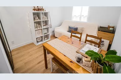 237 W 6th Street, Long Beach, CA 90802 - Photo 24