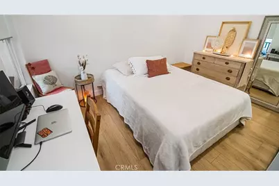 237 W 6th Street, Long Beach, CA 90802 - Photo 28