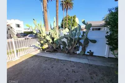 1240 S Muirfield Road, Los Angeles, CA 90019 - Photo 8