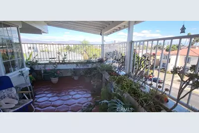 1121 5th Avenue, Los Angeles, CA 90019 - Photo 4