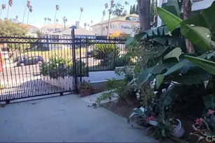 1121 5th Ave, Los Angeles, CA 90019 - Photo 26