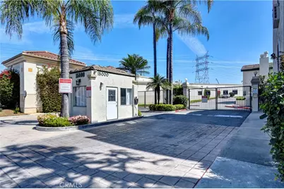 15000 Downey Avenue #244, Paramount, CA 90723 - Photo 14