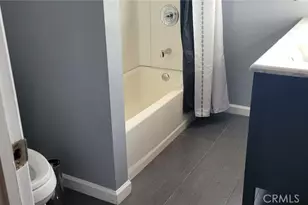 8503 Newcastle Ave, Northridge, CA 91325 - Photo 6