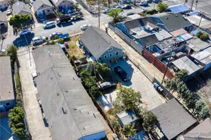 947 81, Los Angeles, CA 90044 - Photo 2