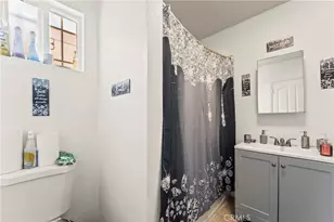 7705 S Vermont Ave, Los Angeles, CA 90044 - Photo 22