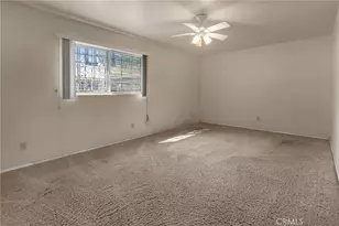 323 E 102nd St, Los Angeles, CA 90003 - Photo 24