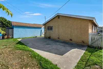 323 E 102nd St., Los Angeles, CA 90003 - Photo 34