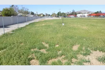 5754 Tilton Avenue, Jurupa Valley, CA 92509 - Photo 4