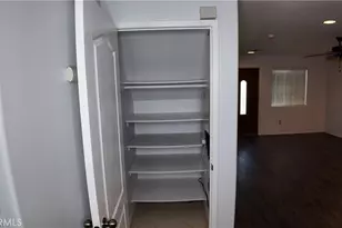 464 W E St, Colton, CA 92324 - Photo 8