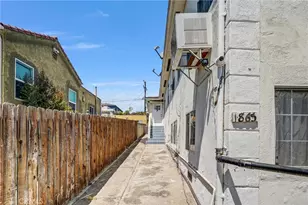 1861 S Redondo Blvd, Los Angeles, CA 90019 - Photo 26