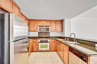 411 W Seaside Way, Long Beach, CA 90802 - Photo 14