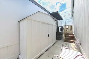 17820 Lakewood, Bellflower, CA 90706 - Photo 14