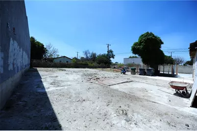 4518 W 1st Street, Santa Ana, CA 92703 - Photo 4