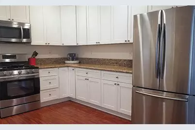 605 N Hobart Boulevard, Los Angeles, CA 90004 - Photo 10