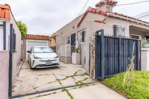 8462 S Denker Ave, Los Angeles, CA 90047 - Photo 4