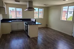 944 W 74th St, Los Angeles, CA 90044 - Photo 4