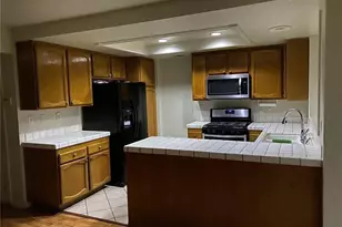 2644 Mora Ct, Lancaster, CA 93535 - Photo 8