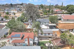 14452 Harvey Ln, Riverside, CA 92503 - Photo 40