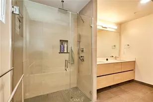 820 S Wilton Pl, Los Angeles, CA 90005 - Photo 32